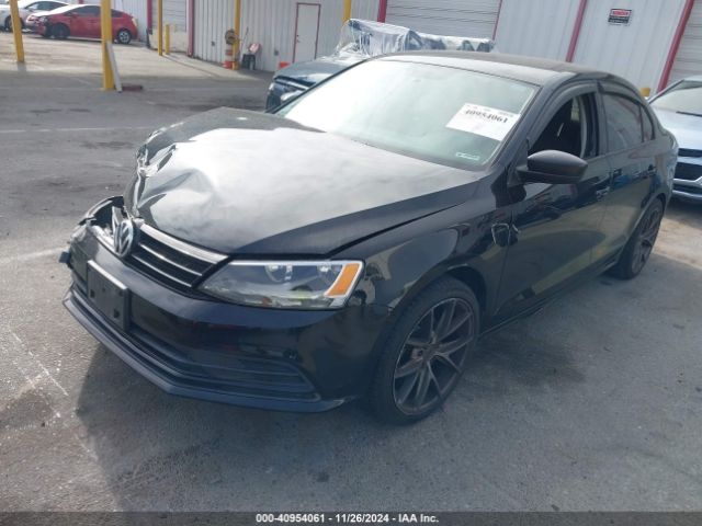 3VW1K7AJXFM300579 Volkswagen Jetta 2.0l S