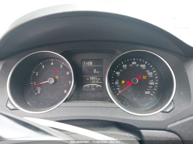 3VW1K7AJXFM300579 Volkswagen Jetta 2.0l S