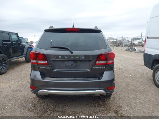 3C4PDCGB4FT565875 Dodge Journey Crossroad