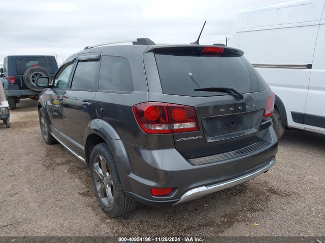 3C4PDCGB4FT565875 Dodge Journey Crossroad