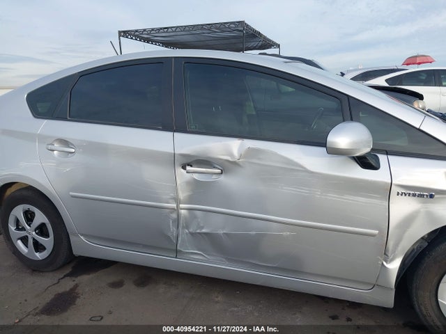 JTDKN3DU7E1771369 Toyota Prius