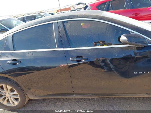 1G1ZE5ST0HF189148 Chevrolet MALIBU 1LT