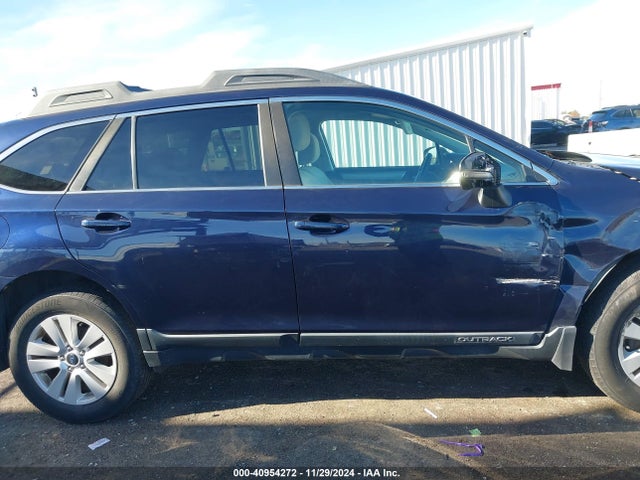 Subaru Outback 2.5i Premium 2018 4S4BSAFC3J3206385 Image 14