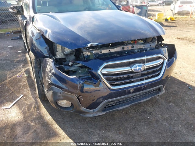 Subaru Outback 2.5i Premium 2018 4S4BSAFC3J3206385 Image 6