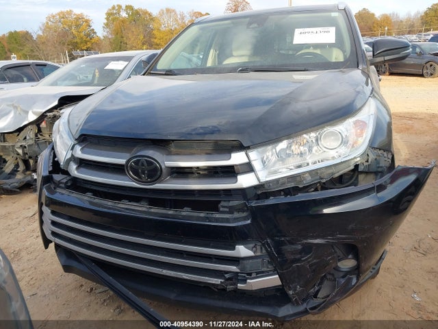 Toyota Highlander Xle 2018 5TDKZRFH9JS528635 Image 12