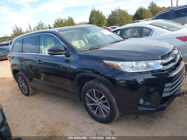 Toyota Highlander Xle 2018 5TDKZRFH9JS528635 Image 13
