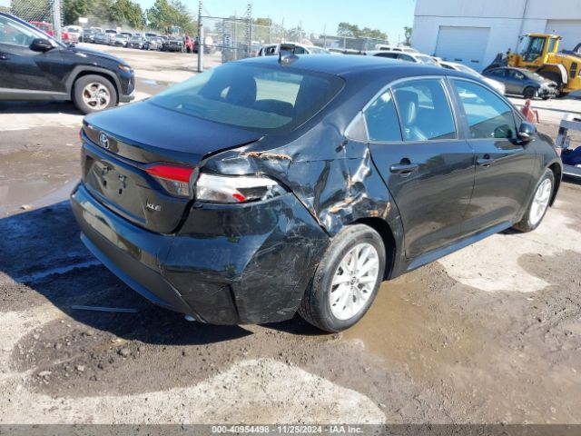 5YFFPMAE3NP315590 Toyota Corolla Xle