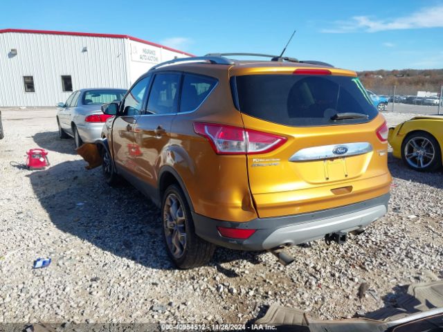 1FMCU9J91GUC51076 Ford Escape Titanium