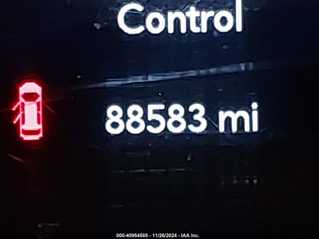 1C4PJLCB7KD175755 Jeep Cherokee Latitude