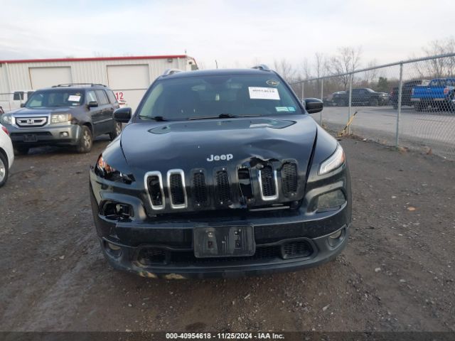 1C4PJMCS5HW639029 Jeep Cherokee Latitude 4x4