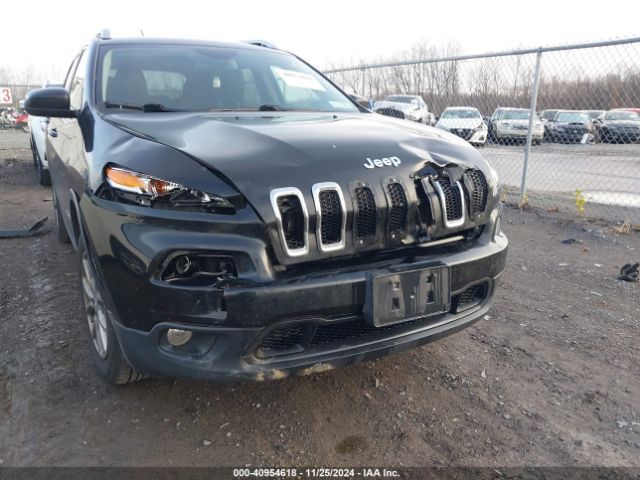 1C4PJMCS5HW639029 Jeep Cherokee Latitude 4x4