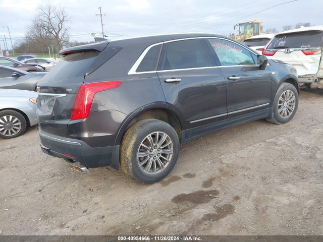 2017 CADILLAC XT5 1GYKNDRSXHZ140757 Photo 3
