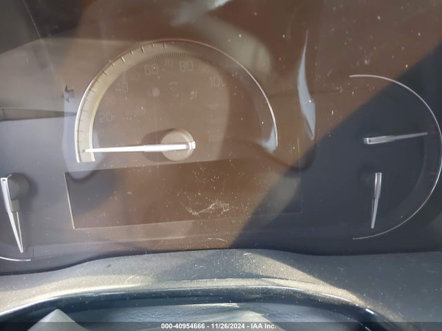 2017 CADILLAC XT5 1GYKNDRSXHZ140757 Photo 6