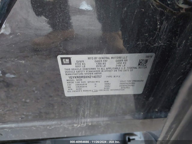 2017 CADILLAC XT5 1GYKNDRSXHZ140757 Photo 8