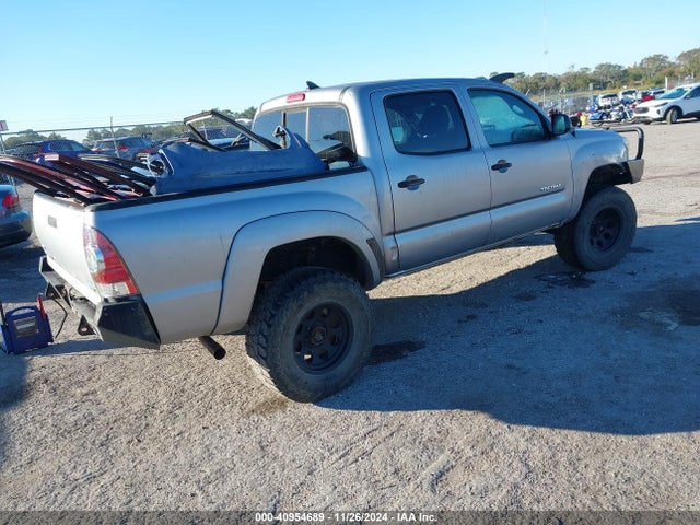 Toyota Tacoma Double Cab 2014 3TMLU4EN6EM146713 Image 4