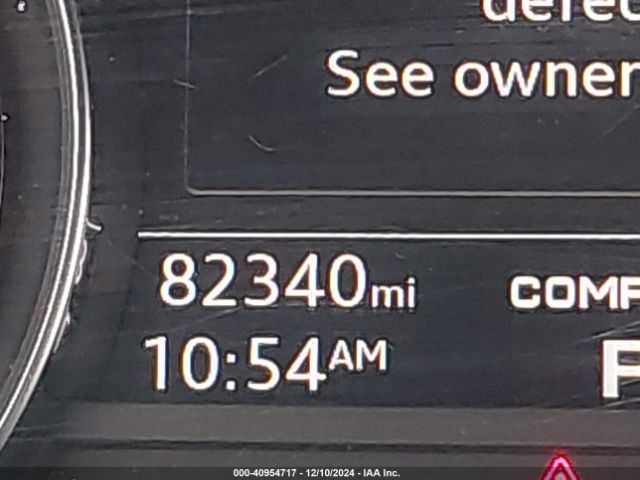 WAUTNAF52JA043271 Audi A5 2.0t Premium