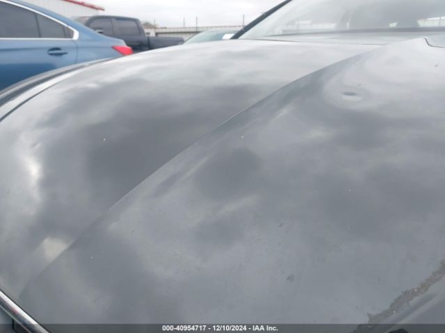 WAUTNAF52JA043271 Audi A5 2.0t Premium