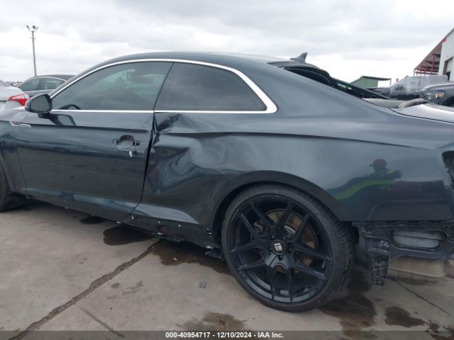 WAUTNAF52JA043271 Audi A5 2.0t Premium