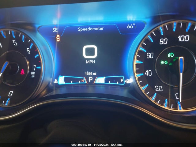 2C3CCASG2PH614322 Chrysler 300 Touring L Awd