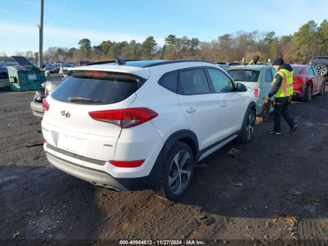 KM8J3CA23JU725675 Hyundai Tucson Value