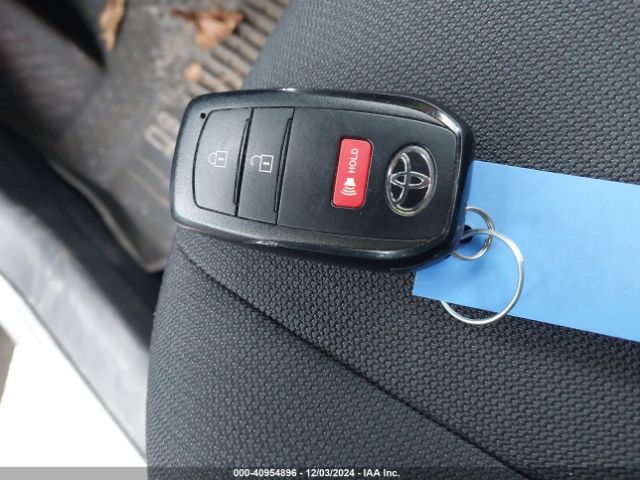 7MUBAABG9NV022353 Toyota Corolla Cross Le