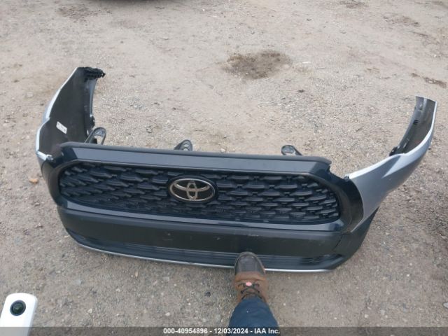 7MUBAABG9NV022353 Toyota Corolla Cross Le