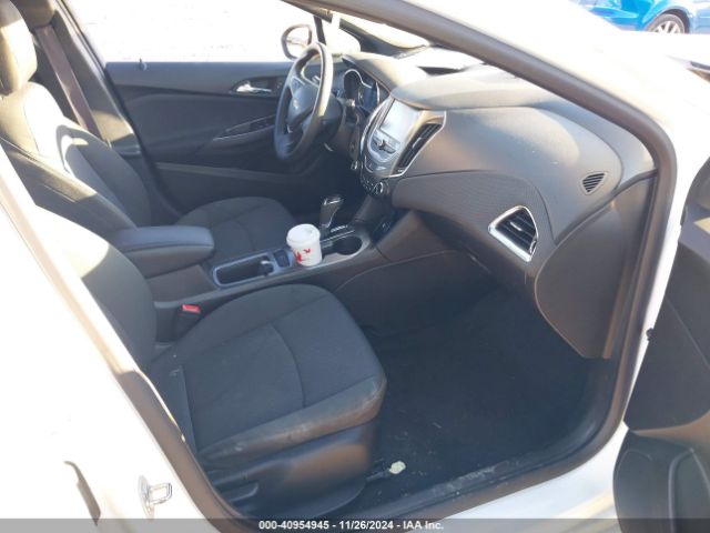 1G1BE5SM8H7266739 Chevrolet Cruze Lt Auto
