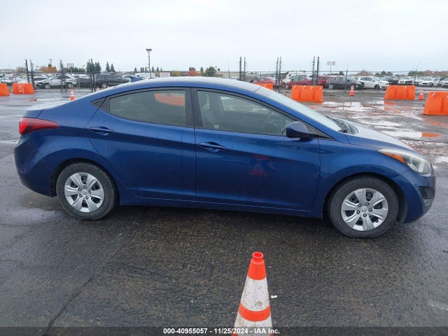 Hyundai ELANTRA SE 2016 5NPDH4AE4GH714139 Image 13