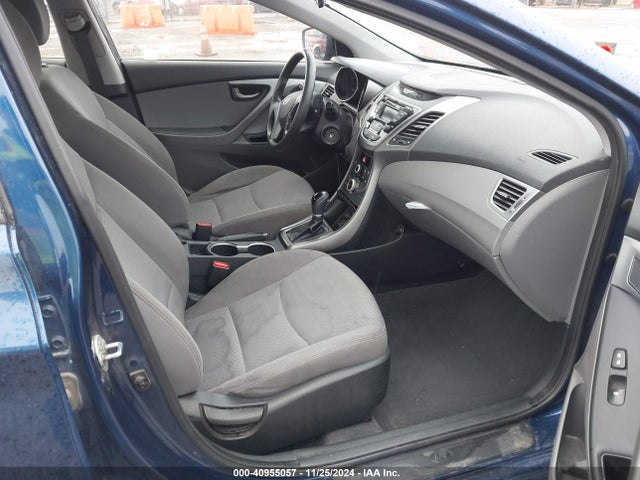 Hyundai ELANTRA SE 2016 5NPDH4AE4GH714139 Image 5