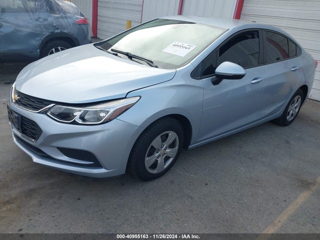 Chevrolet Cruze Ls Auto 2018 1G1BC5SM6J7174430 Image 2