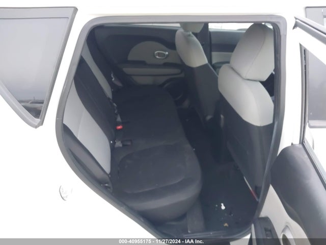 KIA Soul 2014 KNDJN2A26E7097706 Image 8