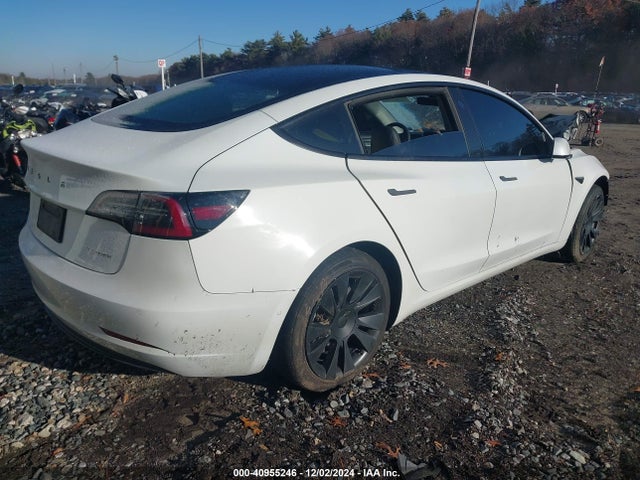 2022 TESLA MODEL 3 5YJ3E1EB6NF333309 Photo 3