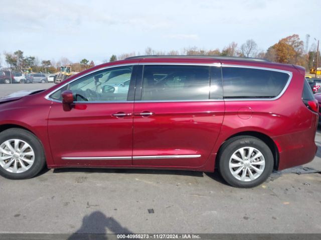 2C4RC1BG6HR764807 Chrysler Pacifica Touring-l