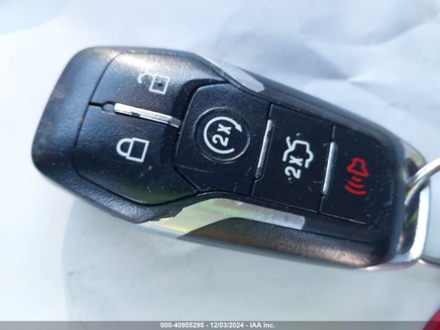 1FM5K8GT2HGC14999 Ford EXPLORER SPORT