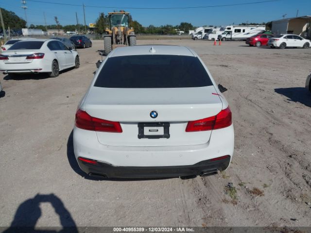 WBAJE7C54JWC54587 BMW 540i Xdrive