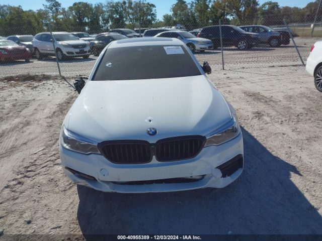 WBAJE7C54JWC54587 BMW 540i Xdrive