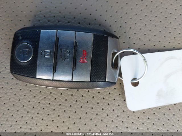 5XYKT4A66EG464566 KIA SORENTO LX