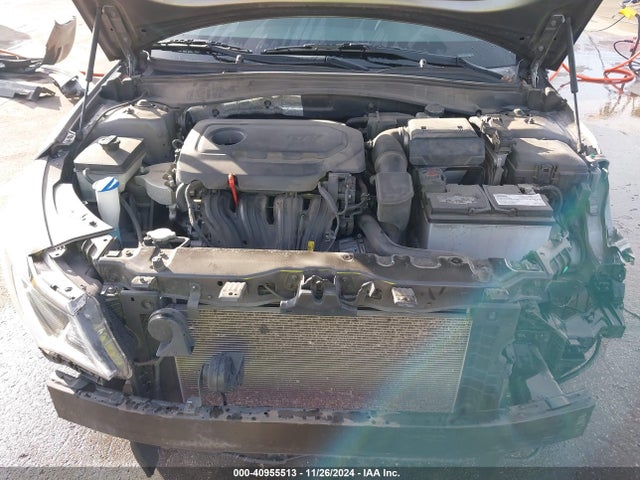5XXGT4L35JG229633 KIA Optima Lx