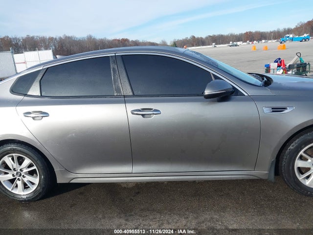 5XXGT4L35JG229633 KIA Optima Lx