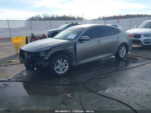 5XXGT4L35JG229633 KIA Optima Lx