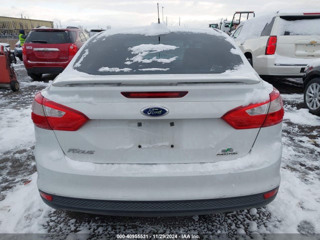 Ford FOCUS SE 2014 1FADP3F27EL185537 Image 16