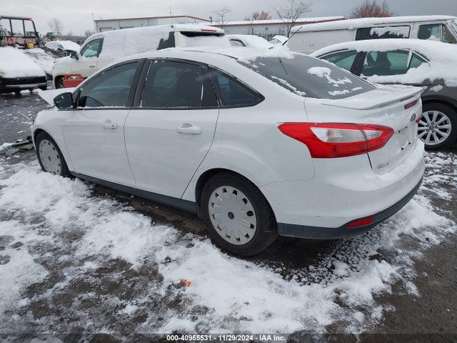 Ford FOCUS SE 2014 1FADP3F27EL185537 Image 3