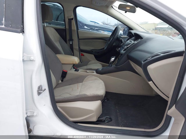 Ford FOCUS SE 2014 1FADP3F27EL185537 Image 5