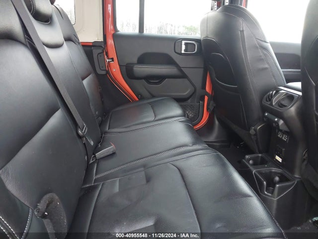 1C4HJXEN8LW231131 Jeep Wrangler Unlimited Sahara