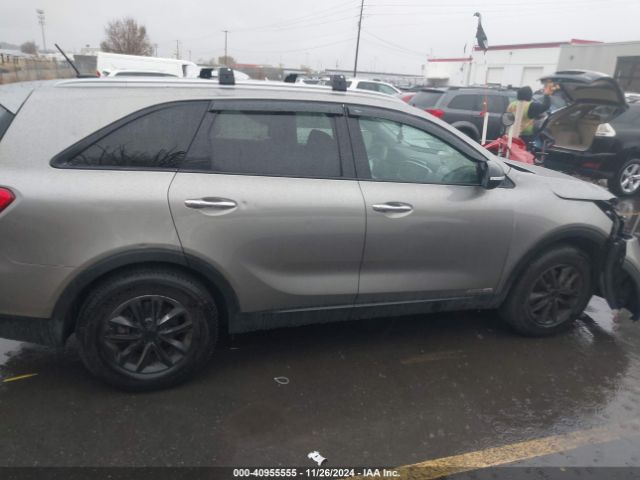 5XYPGDA51HG313219 KIA Sorento 3.3l Lx