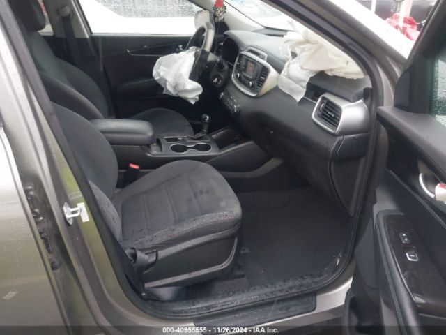 5XYPGDA51HG313219 KIA Sorento 3.3l Lx