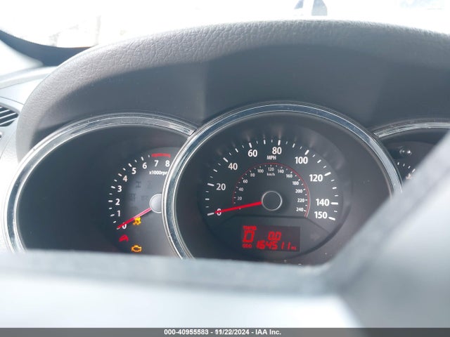 40955583 :رقم المزاد ، 5XYKT4A22BG115915 vin ، 2011 Kia Sorento Lx V6 مزاد بيع