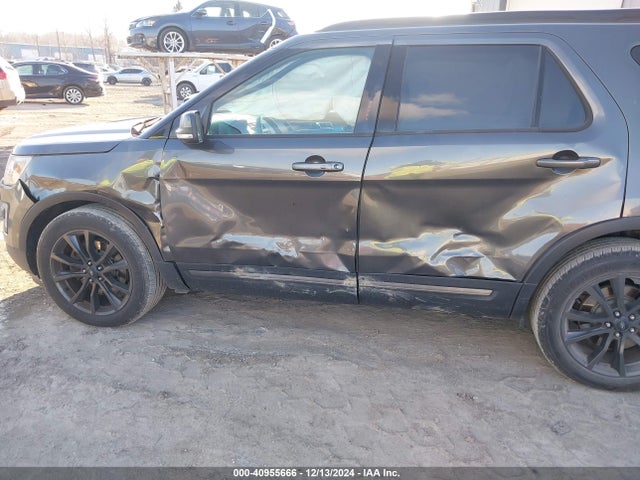 Ford EXPLORER XLT 2017 1FM5K7D85HGA21191 Image 6