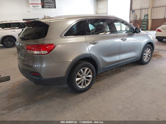 5XYPGDA33GG047246 KIA Sorento 2.4l Lx