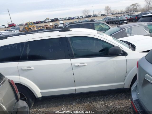 3C4PDCAB8JT382500 Dodge JOURNEY SE